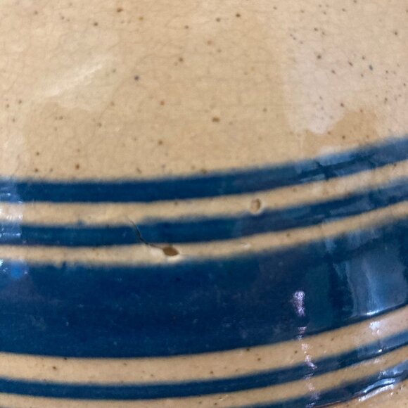 Antique Vintage Yellow Ware Bowl With 5 Blue Striped Bands - Picture 8 of 10